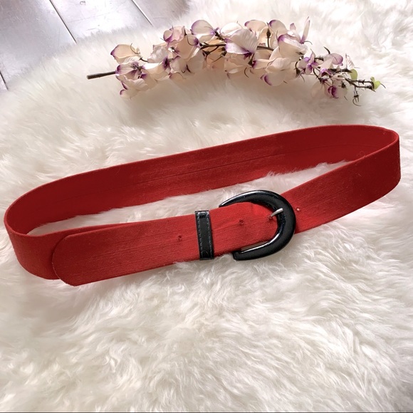 Vintage red belt, black patent buckle (XS-S) - Picture 2 of 7